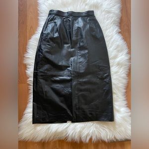 Vintage Comint Black Leather Skirt Long Size 5/6